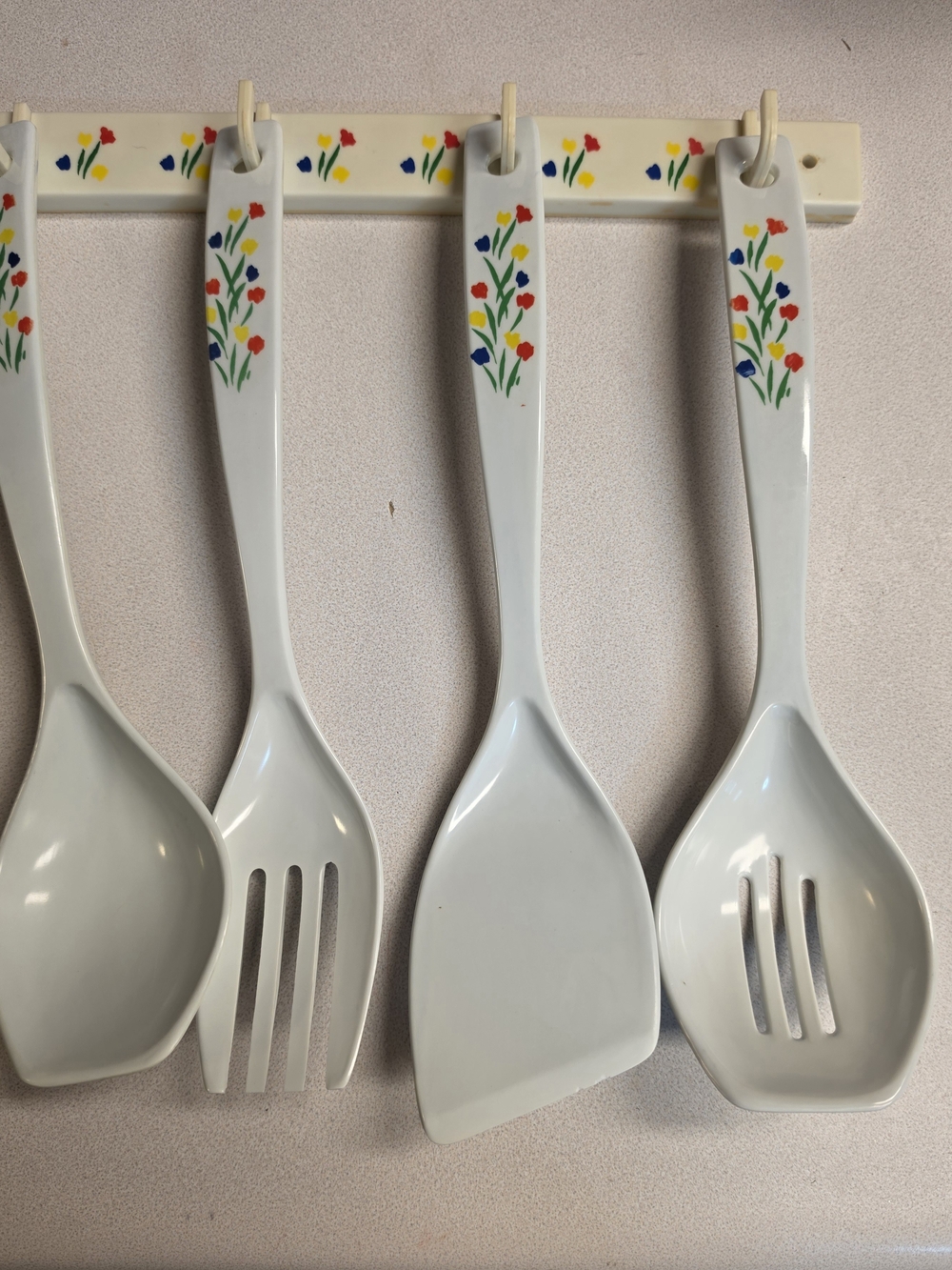 White Floral Ceramic Kitchen Utensil Set - Decorative 5-Piece